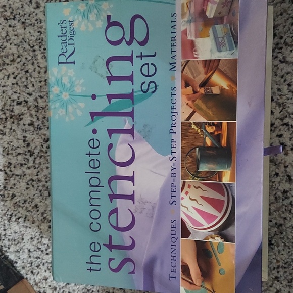 Readers Digest Complete Stenciling Set - Picture 1 of 7